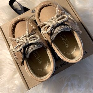 Infant/Toddler Sperry Bluefish Shoes. Size 3M